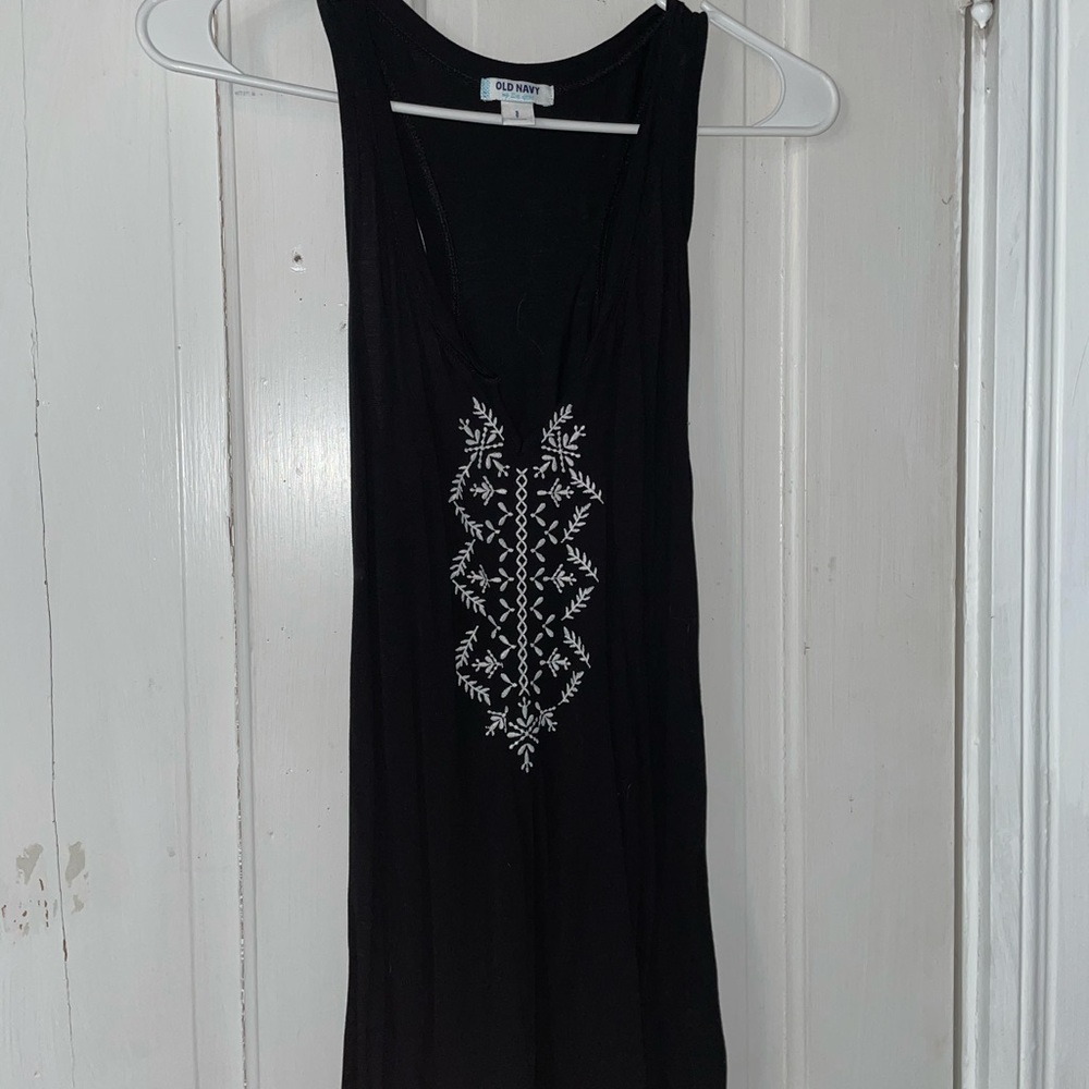 Black and white tank top